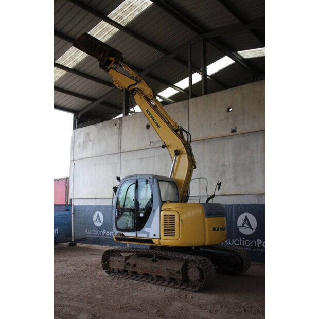 2010 New Holland E115SR-41483597