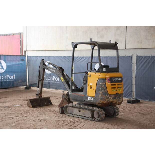 2018 Volvo EC15D-41483666