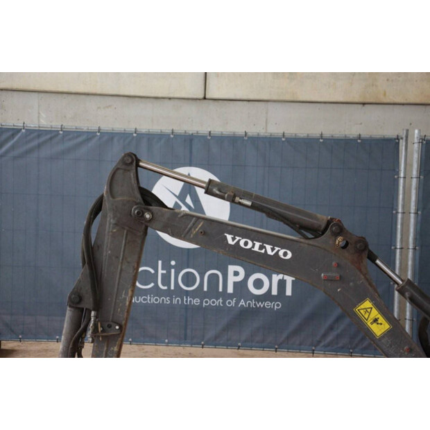 2018 Volvo EC15D-41483674