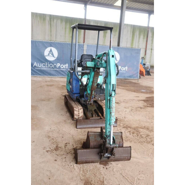 2004 اهيمر 15 NX-41483908