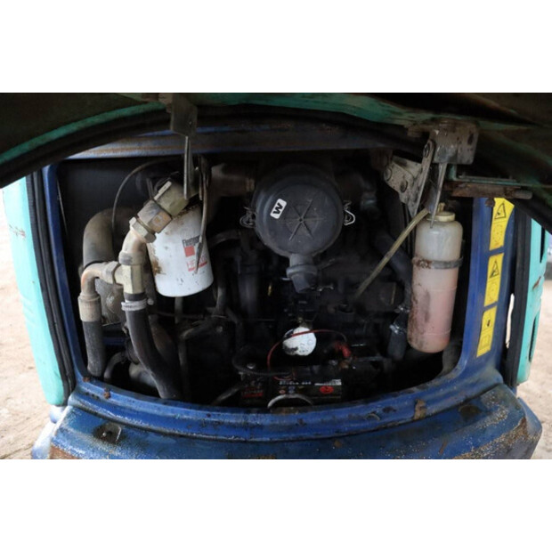 2004 اهيمر 15 NX-41483932