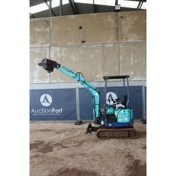2004 اهيمر 15 NX-41483935