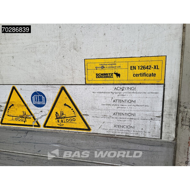 2018 Schmitz Cargobull SCB*S3B-41484300