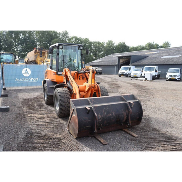 2003 SCHAEFF SKL 834-41484321