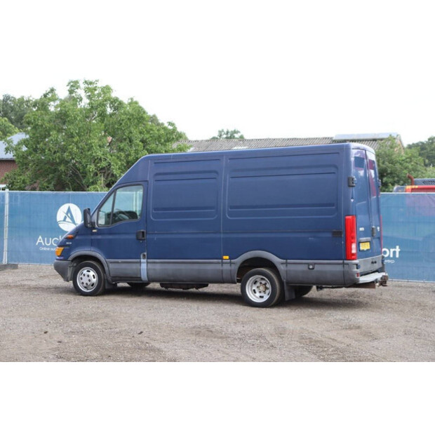 2002 ايفكو 35C13-41484561