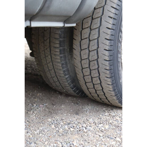 2002 ايفكو 35C13-41484583