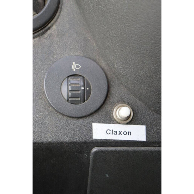 2002 ايفكو 35C13-41484594