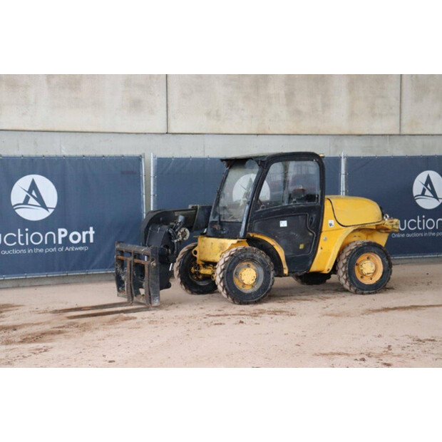 JCB 520-40-41484792