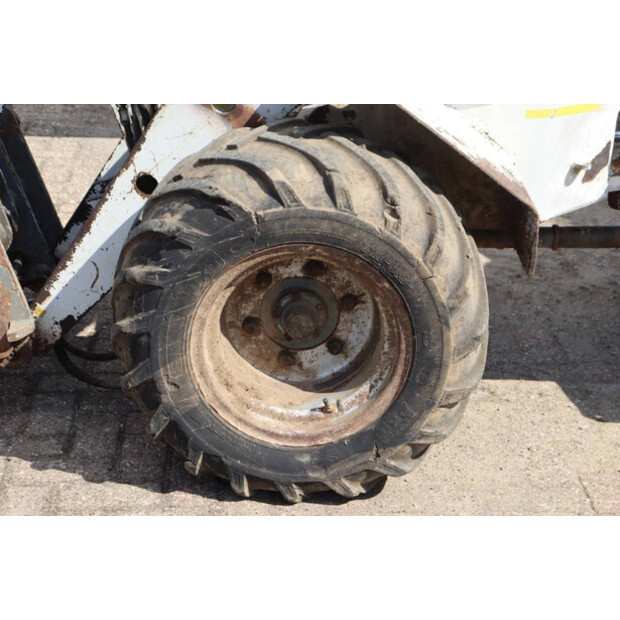 2003 Onbekend V361-41485437
