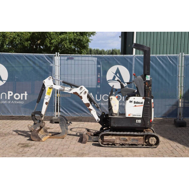2016 BOBCAT E10-41485464