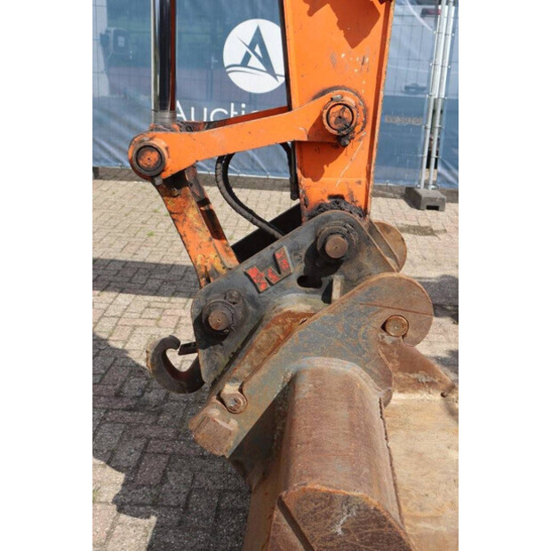 2009 Hitachi ZX140W-3-41485519