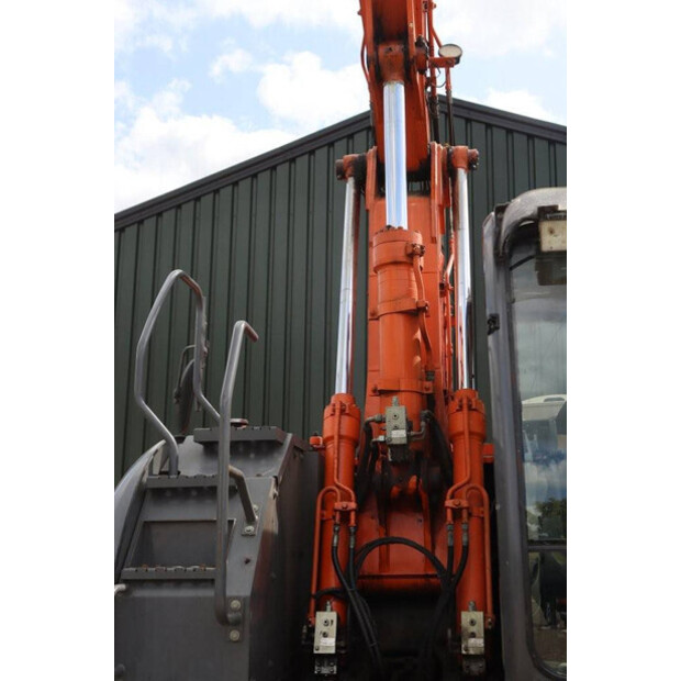 2009 Hitachi ZX140W-3-41485556
