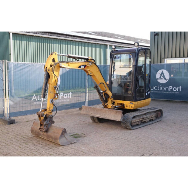 2012 Caterpillar 302.7D-41485589