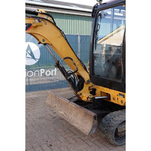2012 Caterpillar 302.7D-41485597
