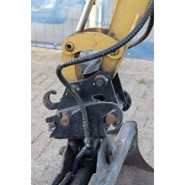 2012 Caterpillar 301.8C-41485622