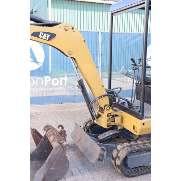 2012 Caterpillar 301.8C-41485625