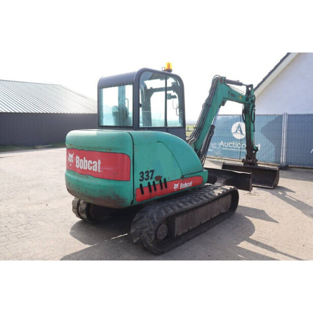 2004 بوبكات 337-41485795