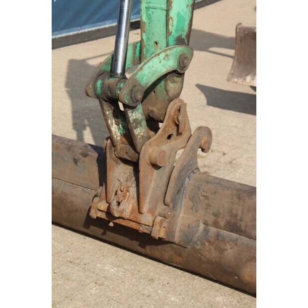 2004 بوبكات 337-41485806