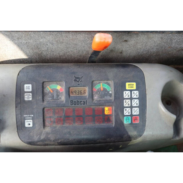 2004 بوبكات 337-41485832