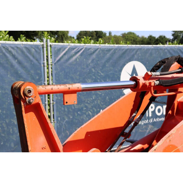 2011 KUBOTA R520NH-41486446