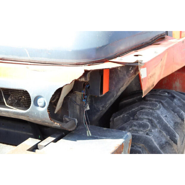 2011 KUBOTA R520NH-41486452