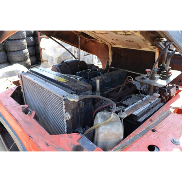2011 KUBOTA R520NH-41486472