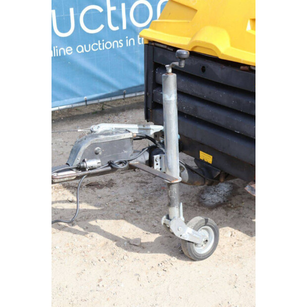 2006 Atlas-Copco XAS6700 PE-41487011