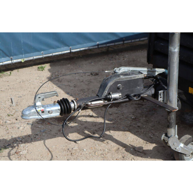 2006 Atlas-Copco XAS6700 PE-41487012