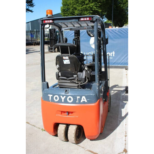 2016 Toyota 8FBEK18T-41487107