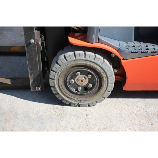 2016 Toyota 8FBEK18T-41487116