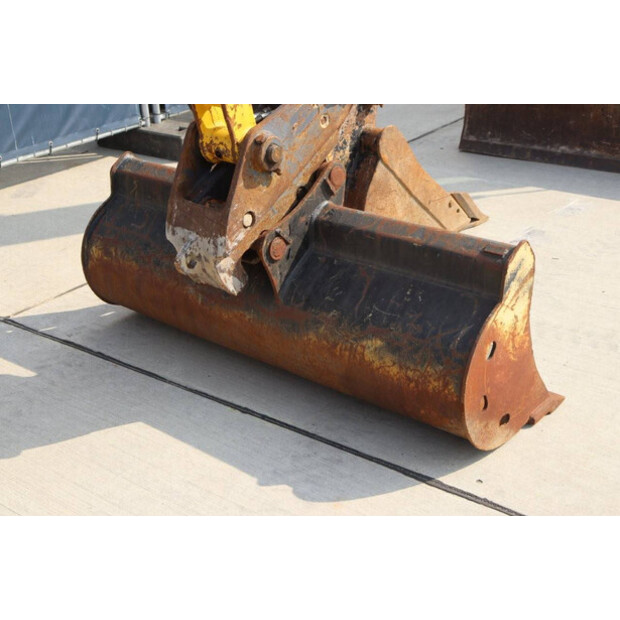 2019 Komatsu PC80MR-41487805