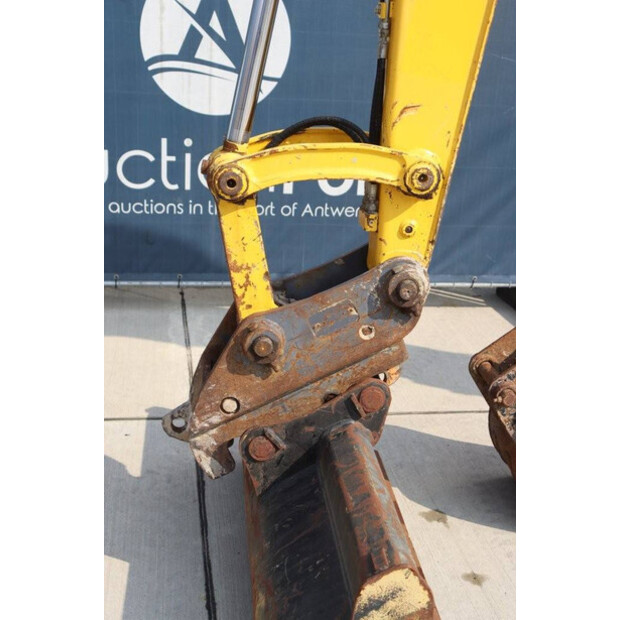 2019 Komatsu PC80MR-41487806
