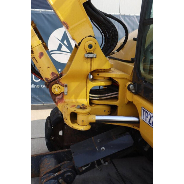 2019 Komatsu PC80MR-41487810