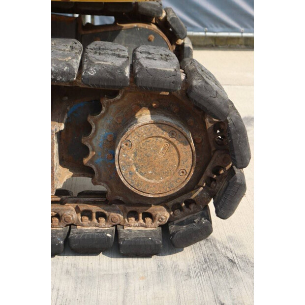 2019 Komatsu PC80MR-41487813