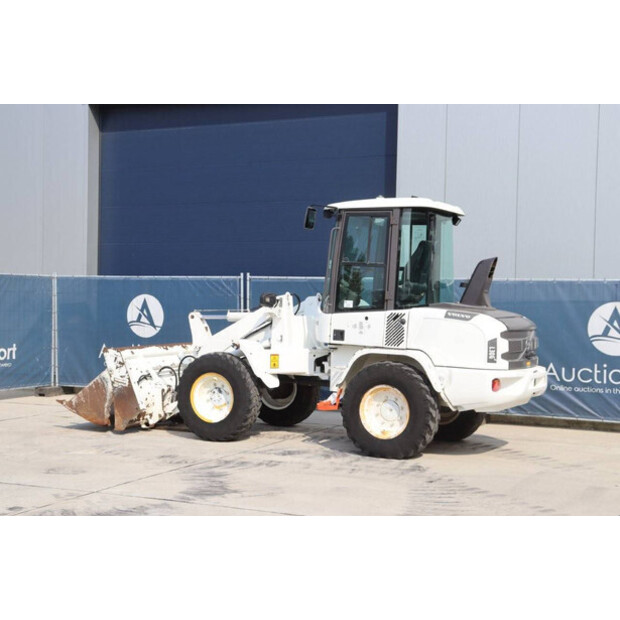 2020 Volvo L30G-41487843