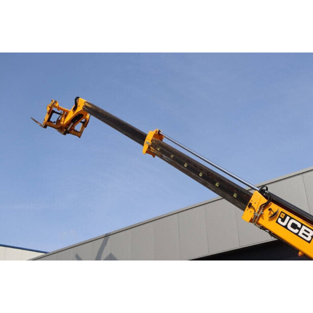 2017 JCB 535-125-41487976