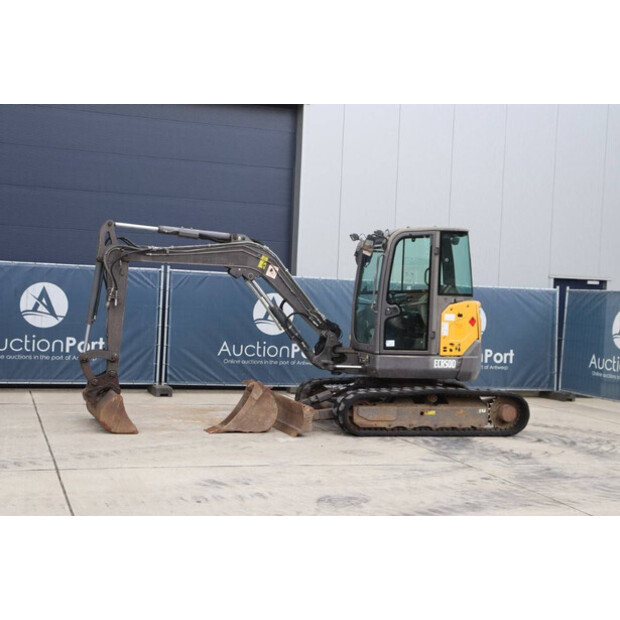 2016 Volvo ECR50D-41488165