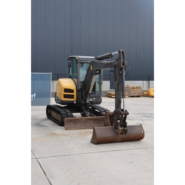 2016 Volvo ECR50D-41488171