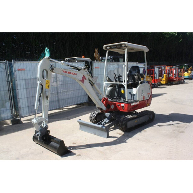 2018 TAKEUCHI TB216-41488268