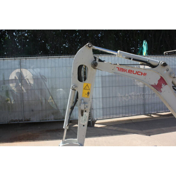 2018 TAKEUCHI TB216-41488270