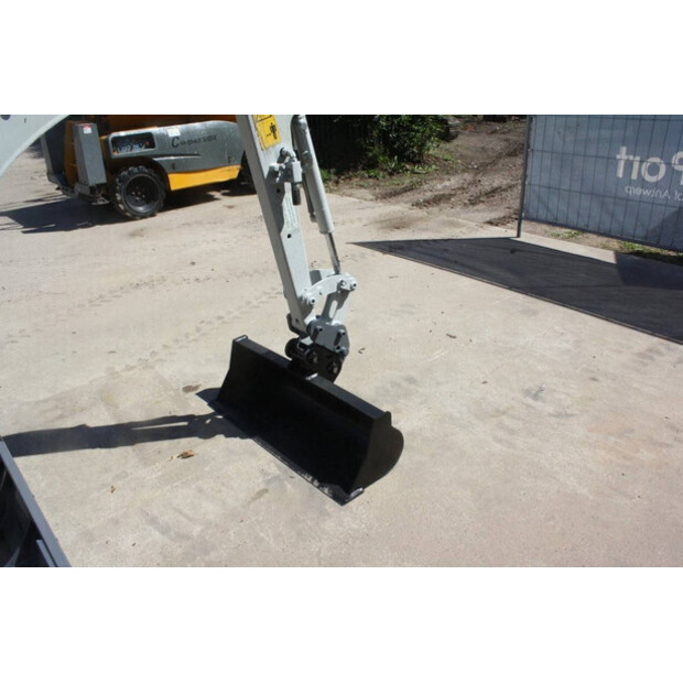2018 TAKEUCHI TB216-41488279
