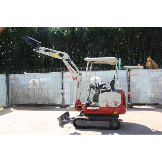 2018 TAKEUCHI TB216-41488285