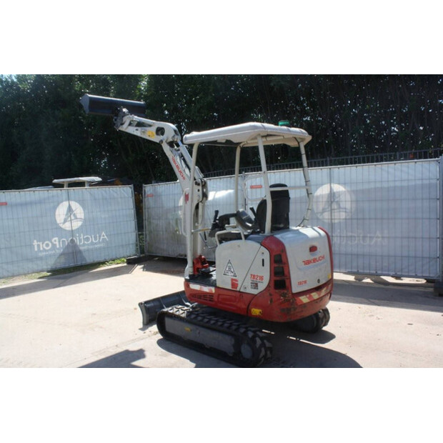 2018 TAKEUCHI TB216-41488286