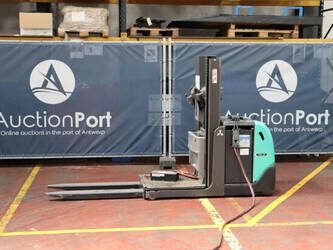 صورة ل Electric Pallet Truck 2020 ميتسوبيشي Velia