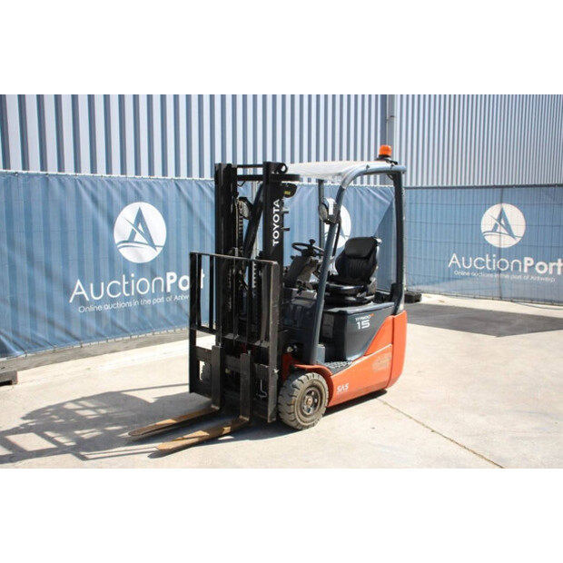 Toyota Traigo 15-41489269