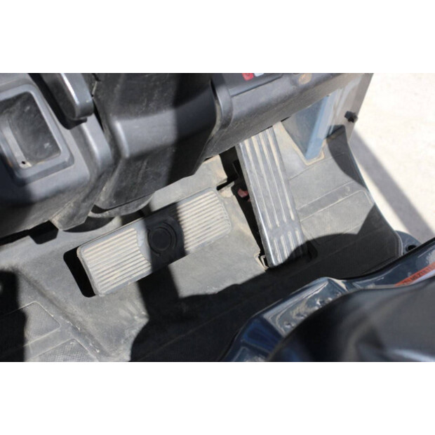 Toyota Traigo 15-41489281