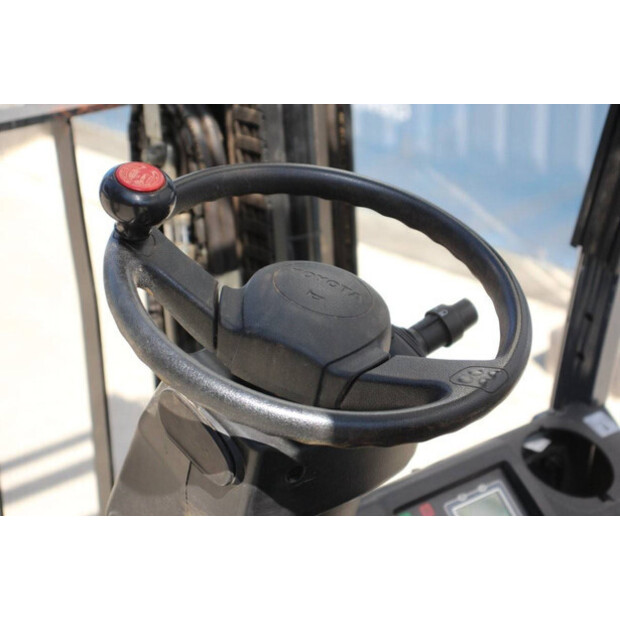 Toyota Traigo 15-41489282