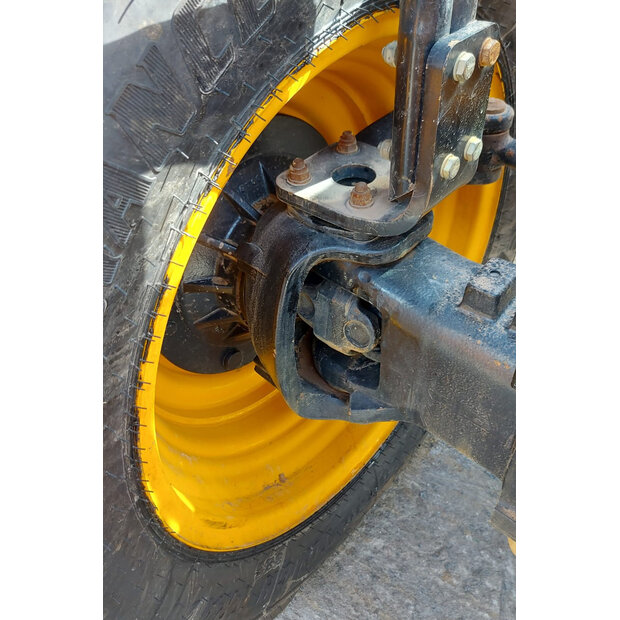 2020 JCB 540-140-41497382