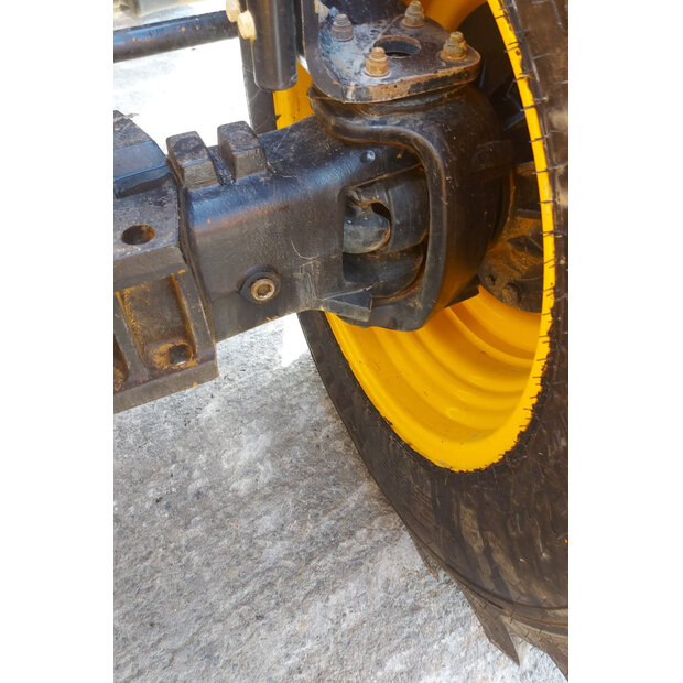 2020 JCB 540-140-41497383