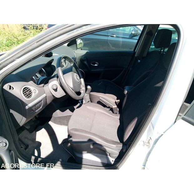 2009 Renault Clio-41501908